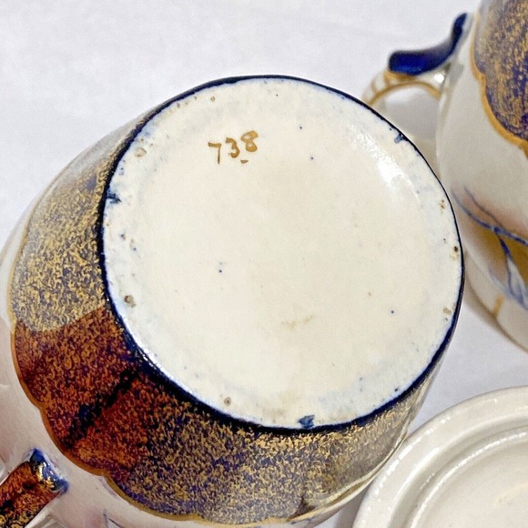 Vintage porcelain creamer & sugar bowl cobalt blue gold highlights unique floral - Picture 12 of 12